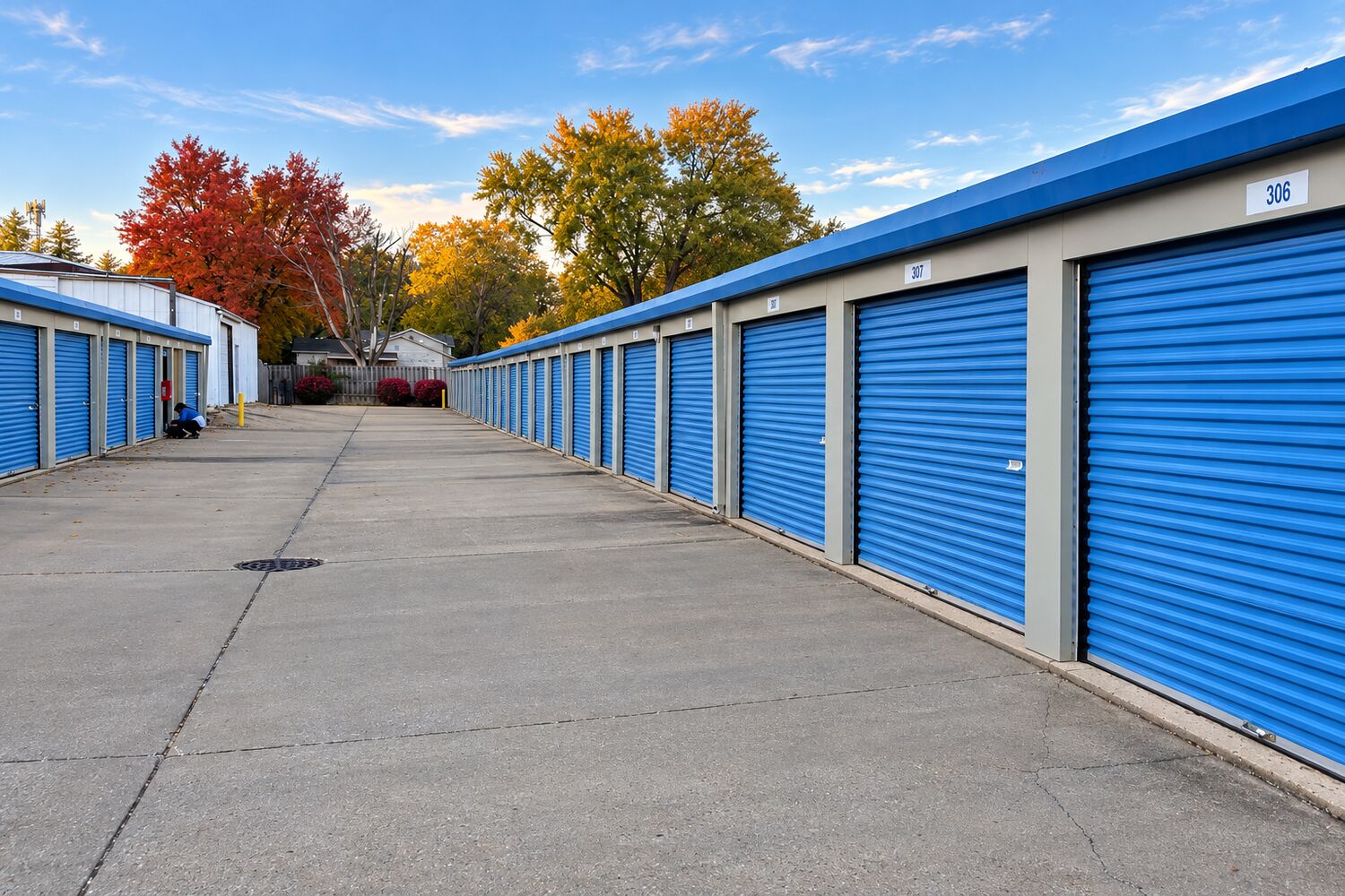 Prime Vault Self Storage Macomb Bonham Drive Aisle
