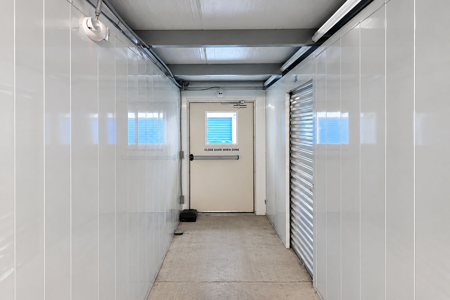 Prime Vault Self Storage Macomb Bonham Interior Hallway