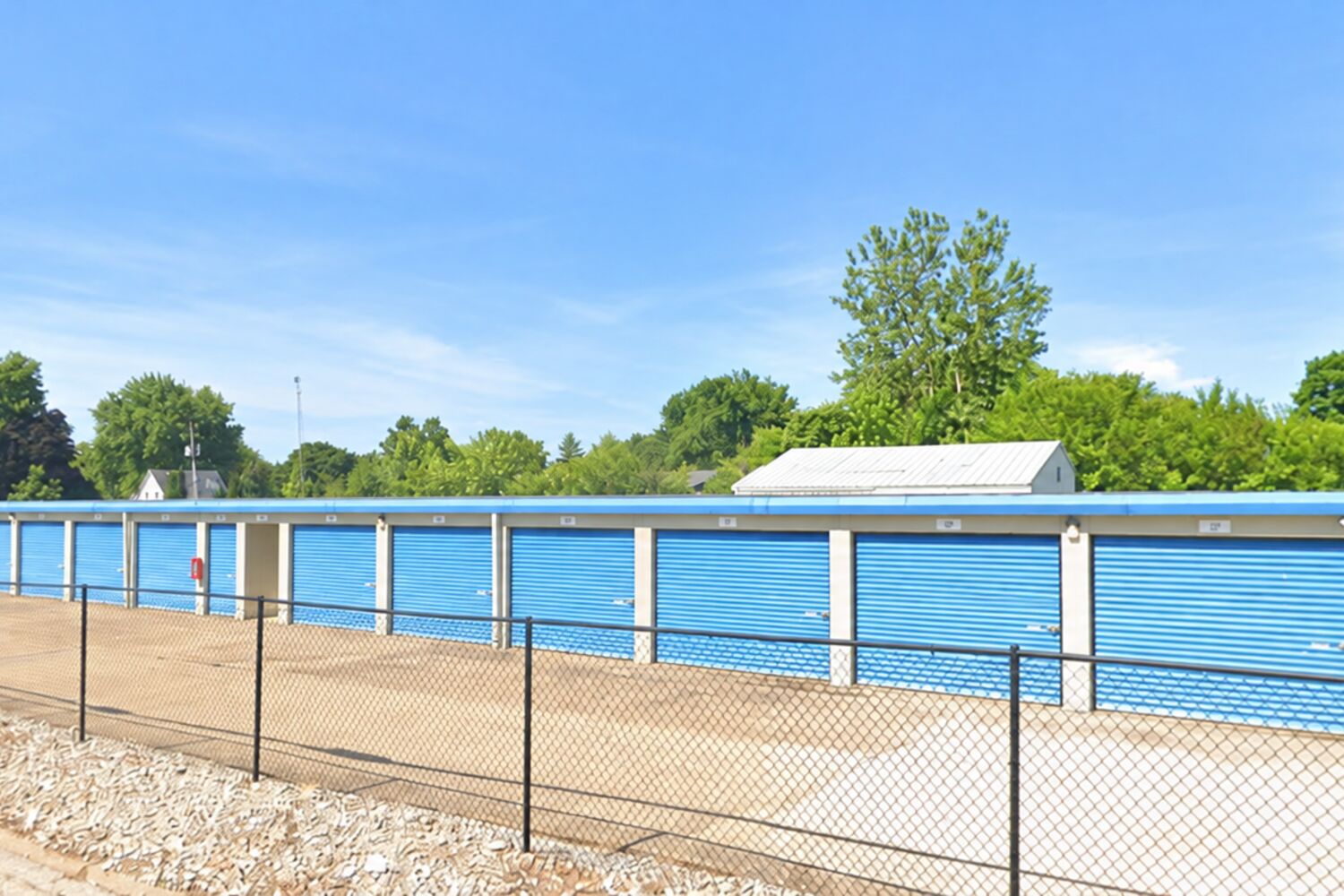 Prime Vault Self Storage Macomb Bonham Perimeter Fence